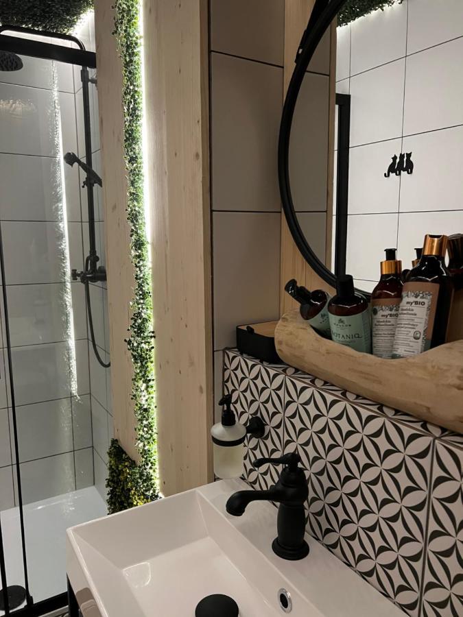 Apartamento Wiatkapl Leśna Exterior foto